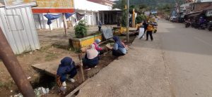 Jum’at Bersih Pasar Sentral Malili Desa Baruga